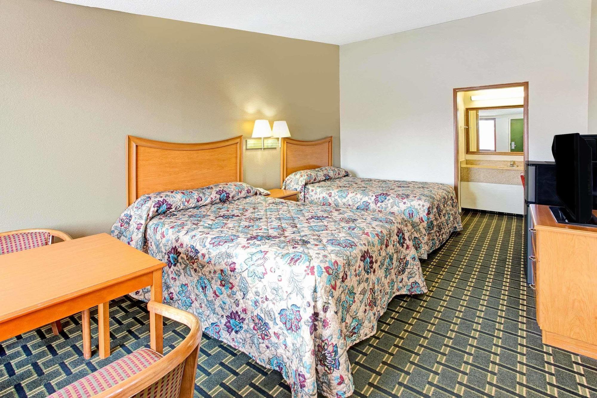 Knights Inn Cartersville Bagian luar foto